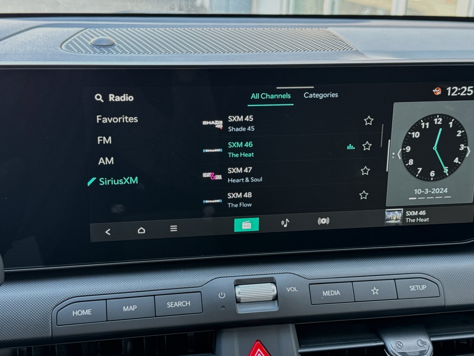 2025 Kia K4 LXS photo 17