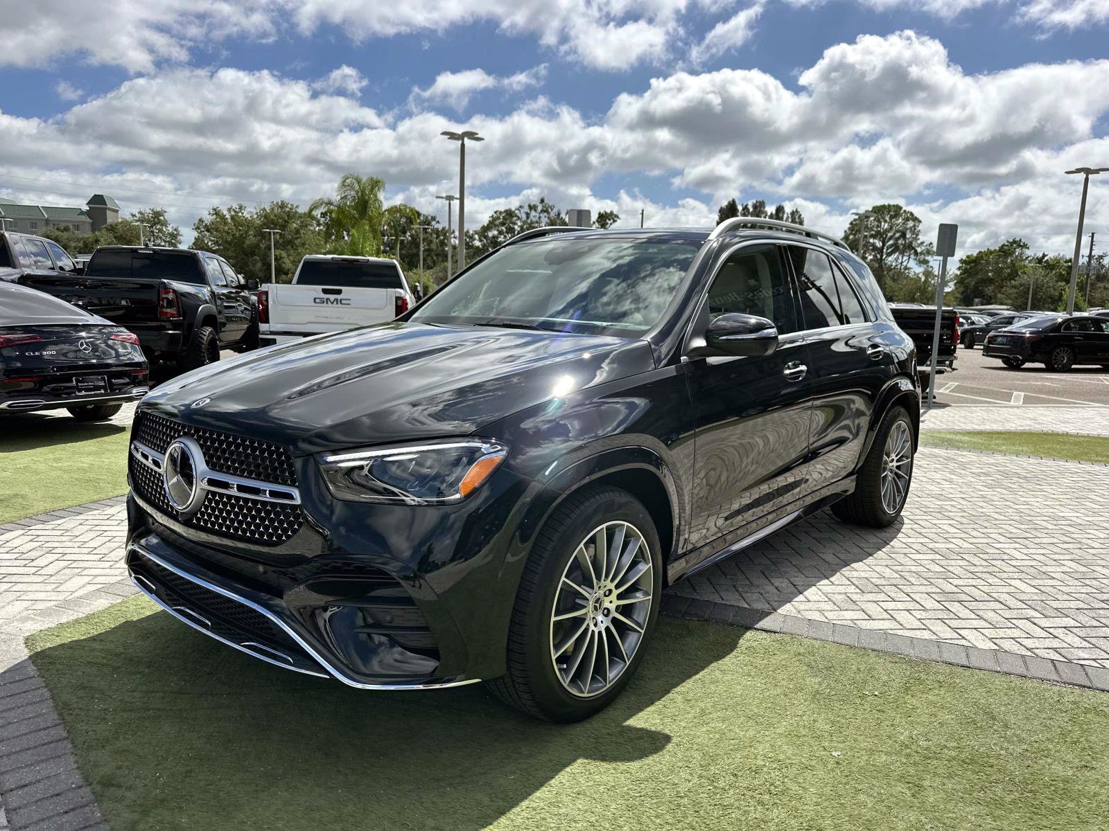 2026 Mercedes Benz GLE 450 4MATIC photo 7