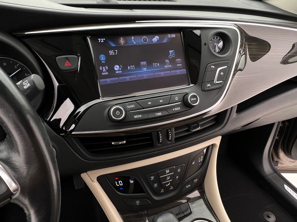 2019 Buick Envision Premium I photo 21