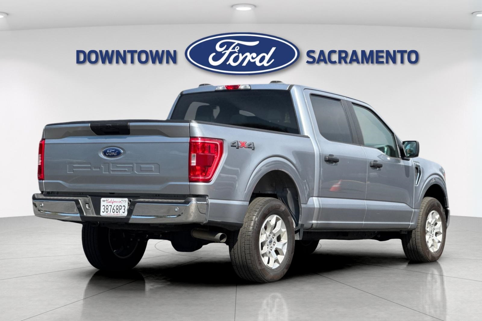 2023 Ford F-150 XLT photo 2