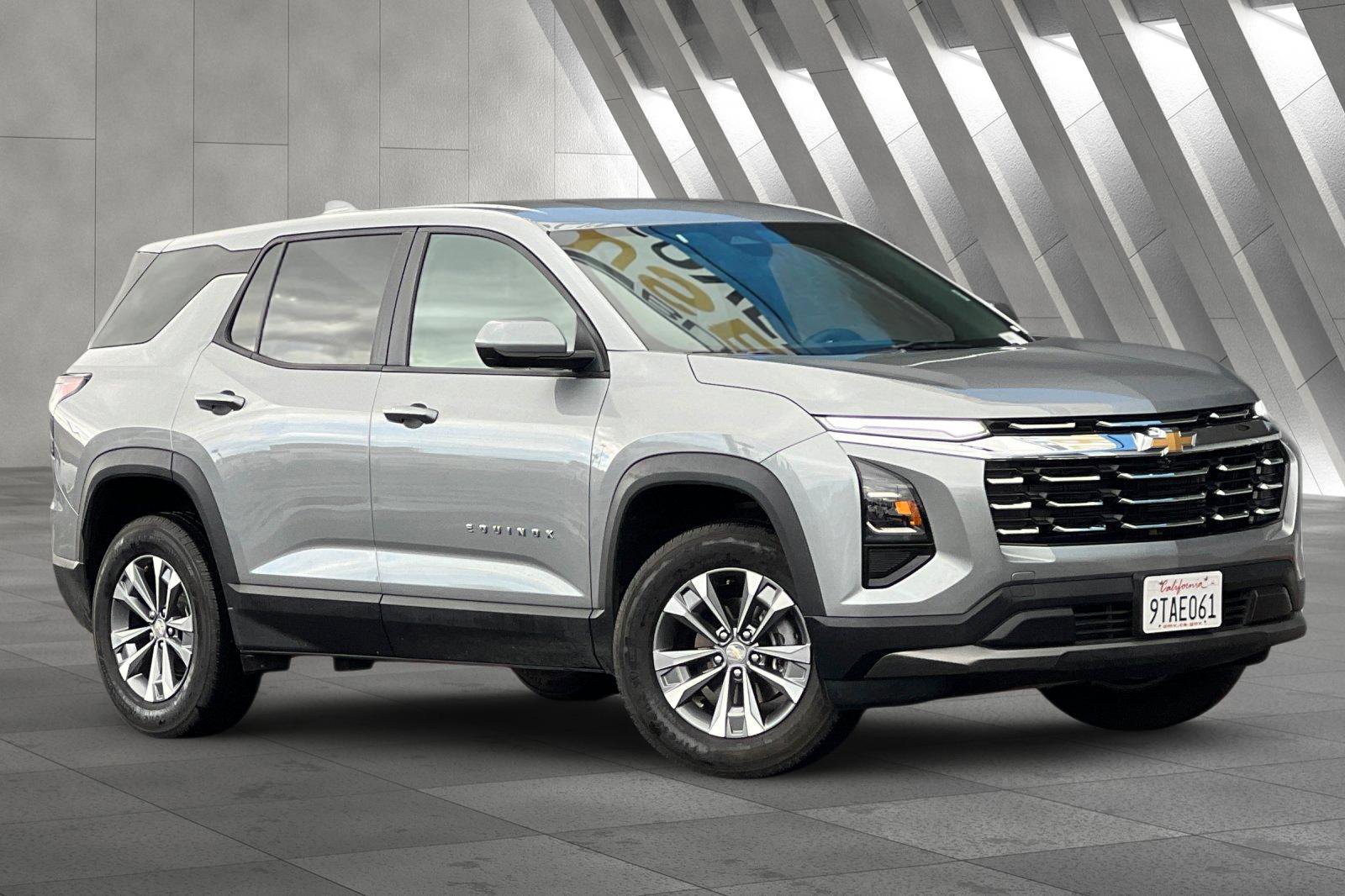 2025 Chevrolet Equinox LT's photo