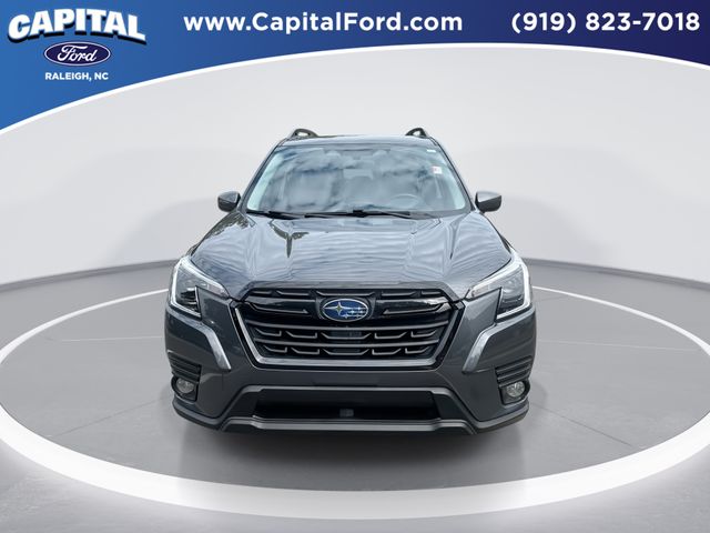2023 Subaru Forester Premium photo 3