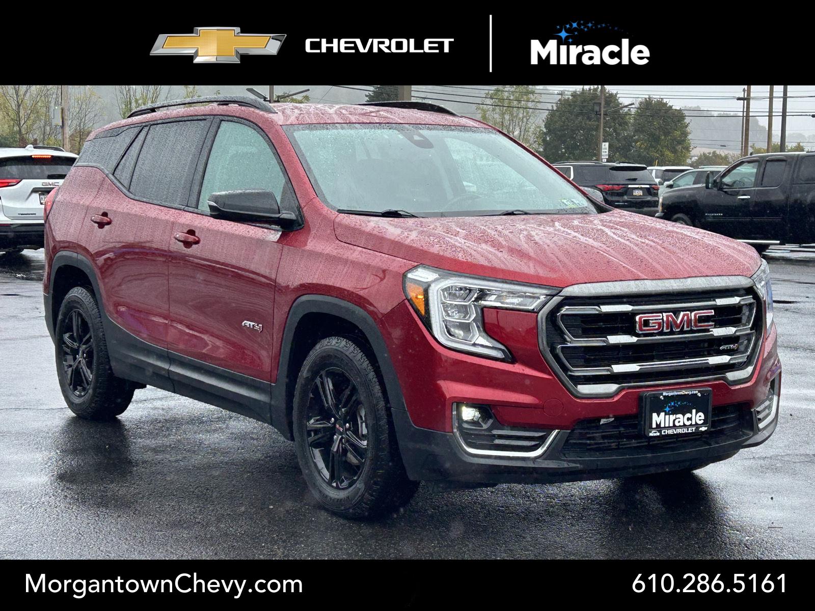 2023 GMC Terrain AT4's photo