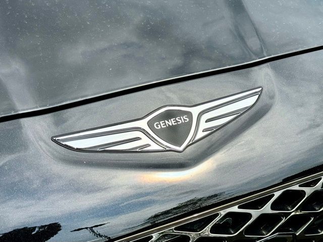 2025 Genesis G70 3.3T Sport Advanced photo 7