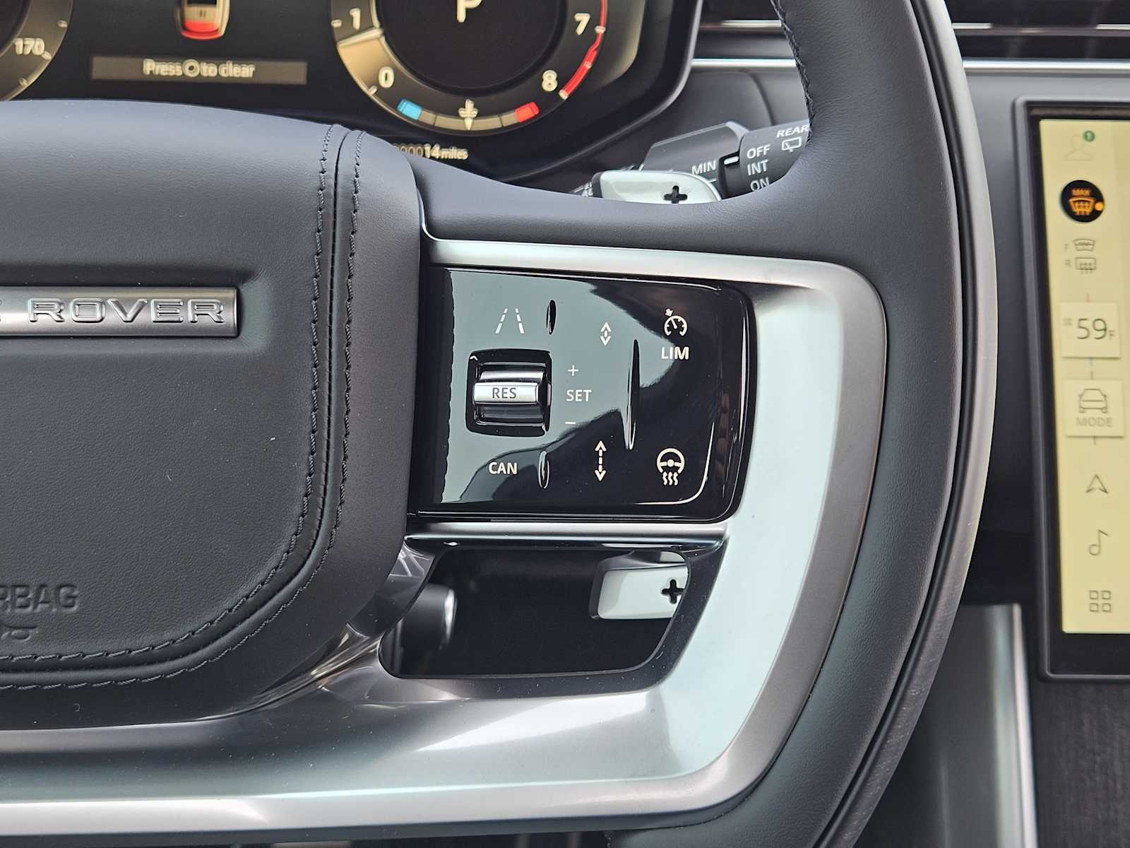2025 Land Rover Range Rover SE photo 22