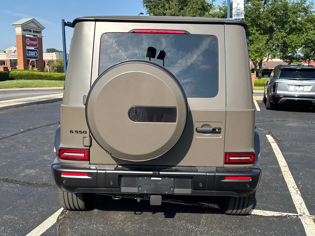 2025 Mercedes Benz G 550 photo 4
