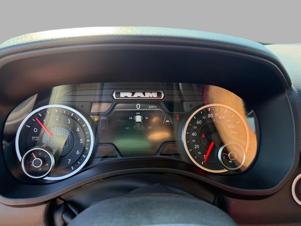 2025 Ram 1500 Warlock photo 12