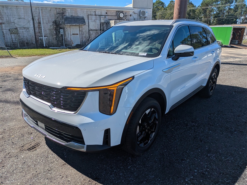 2026 Kia Sorento S photo 3
