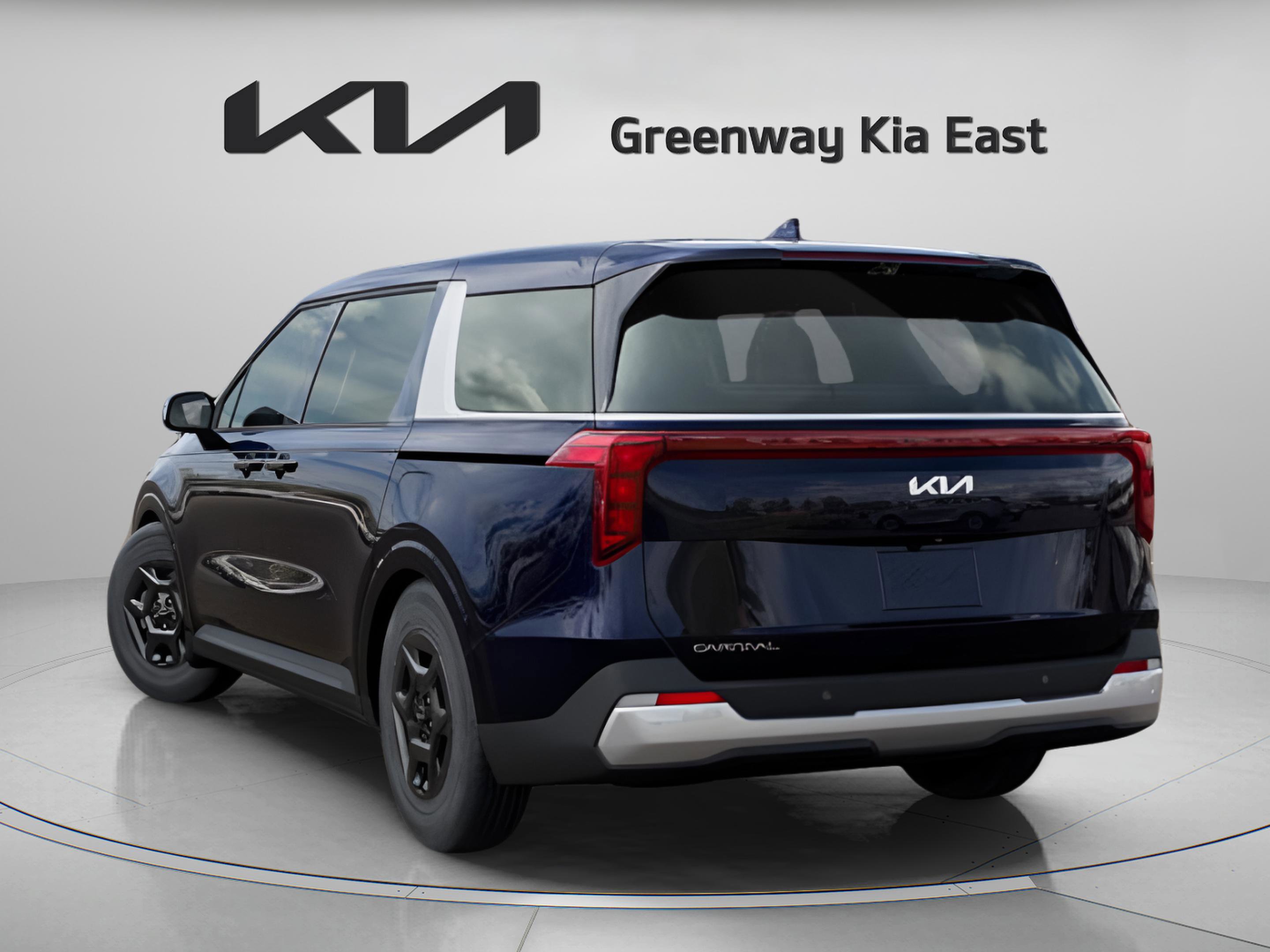 2026 Kia Carnival LX photo 2