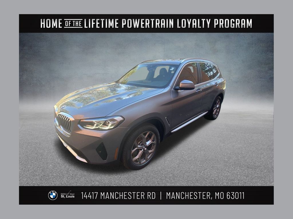 2023 BMW X3 30i's photo