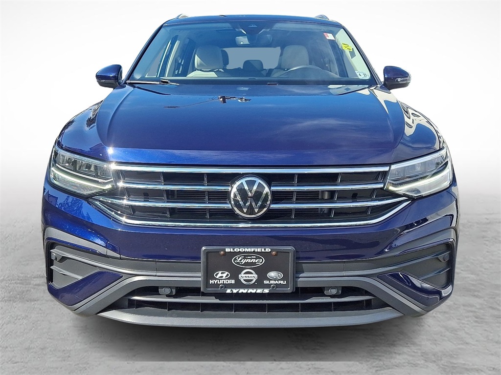 2022 Volkswagen Tiguan SE photo 2