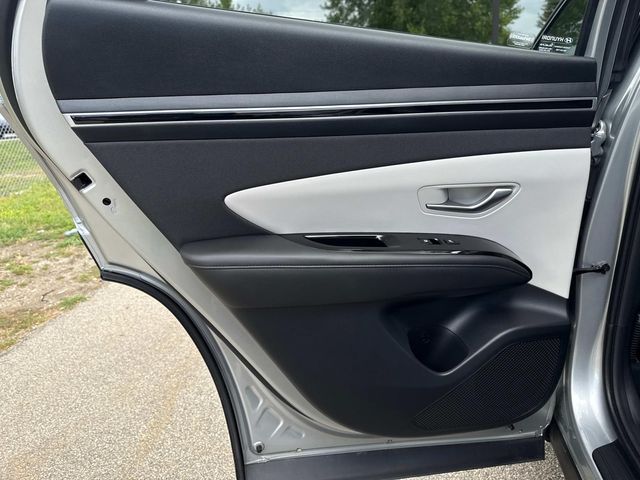 2022 Hyundai Tucson Limited photo 11