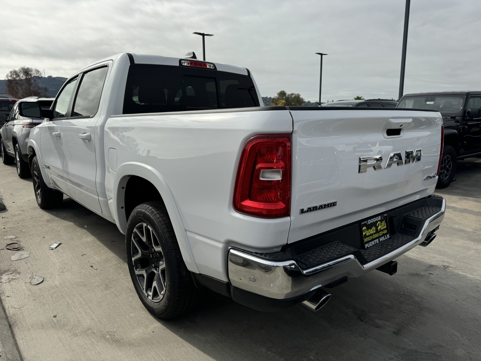 2025 Ram 1500 Laramie photo 3