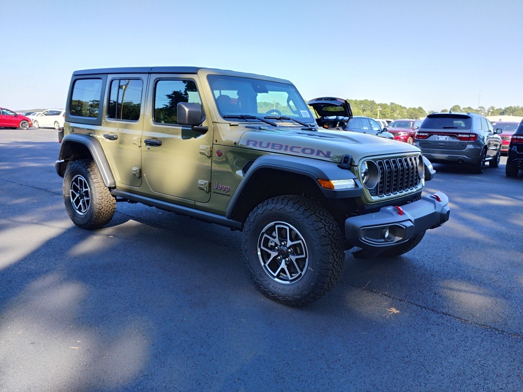 2025 Jeep Wrangler Rubicon photo 3