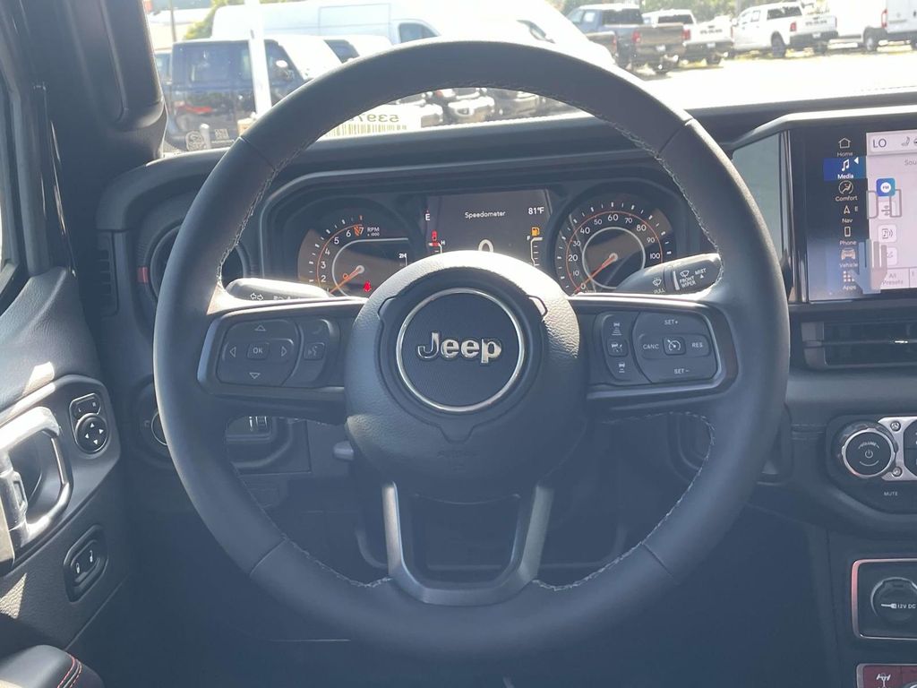 2025 Jeep Gladiator Rubicon photo 19