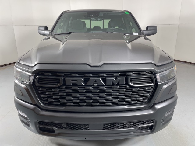 2025 Ram 1500 Tradesman photo 2