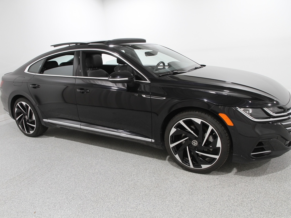 2023 Volkswagen Arteon SEL Premium R-Line's photo