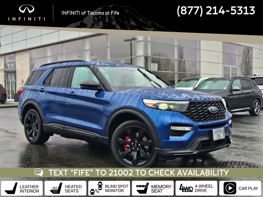 2022 Ford Explorer ST's photo