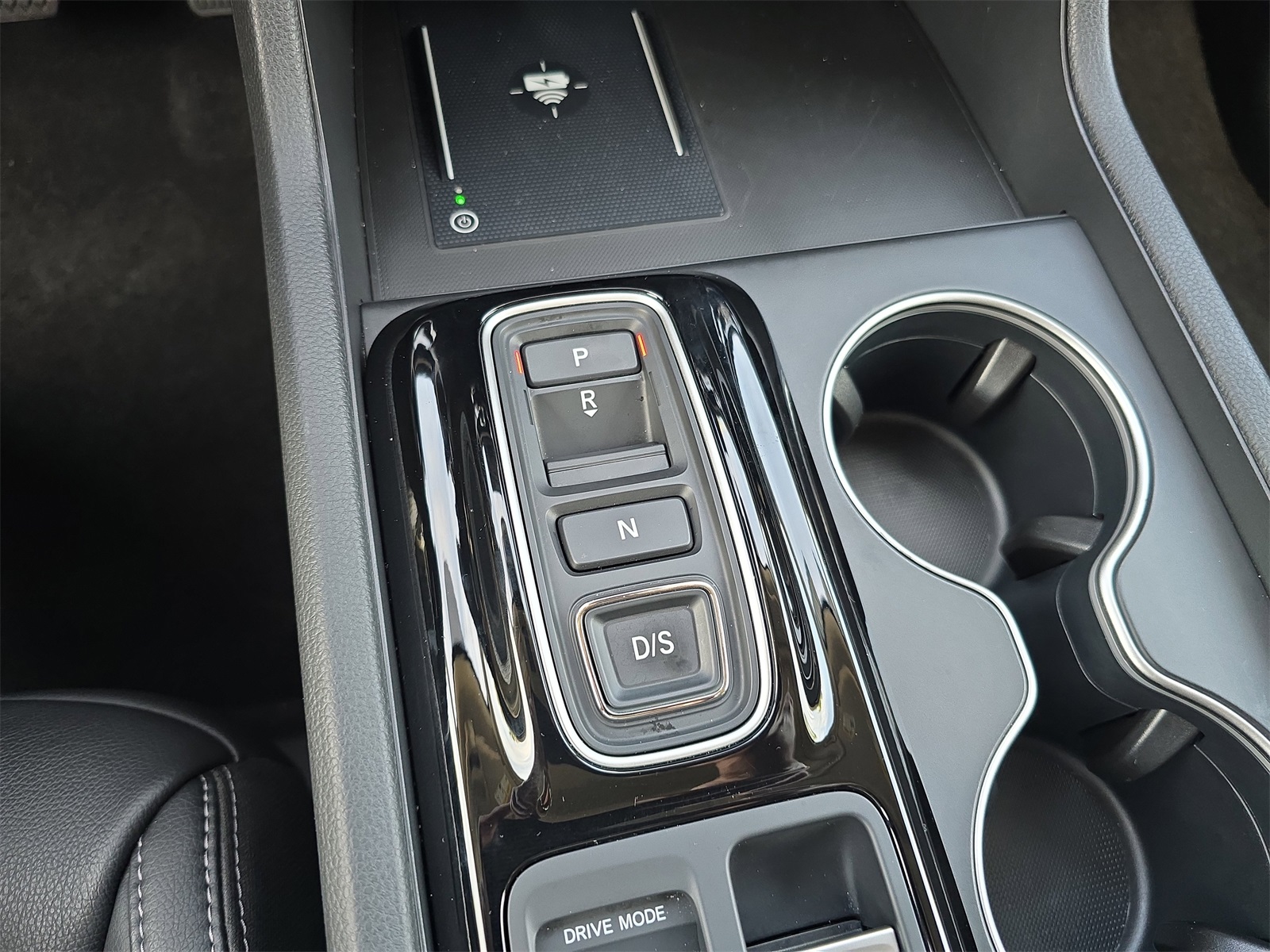 2023 Honda Pilot Touring photo 20