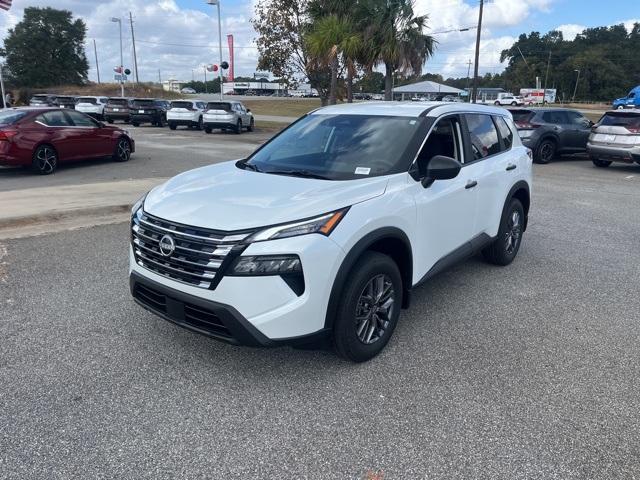 2025 Nissan Rogue S photo 3