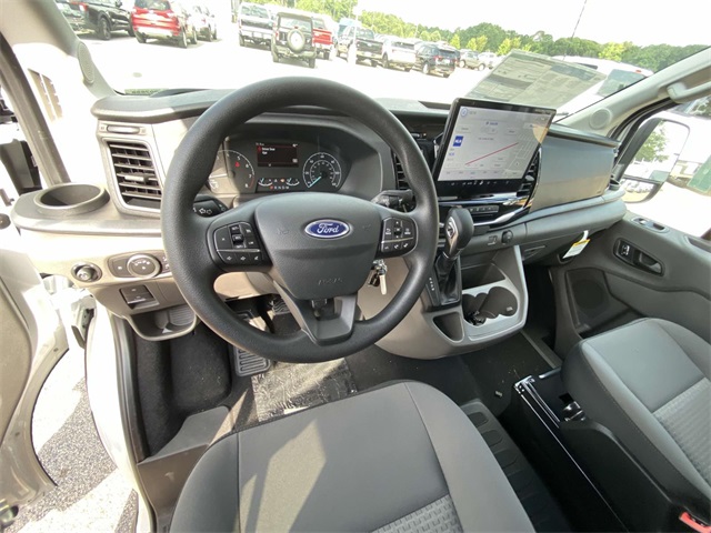 2025 Ford Transit photo 3