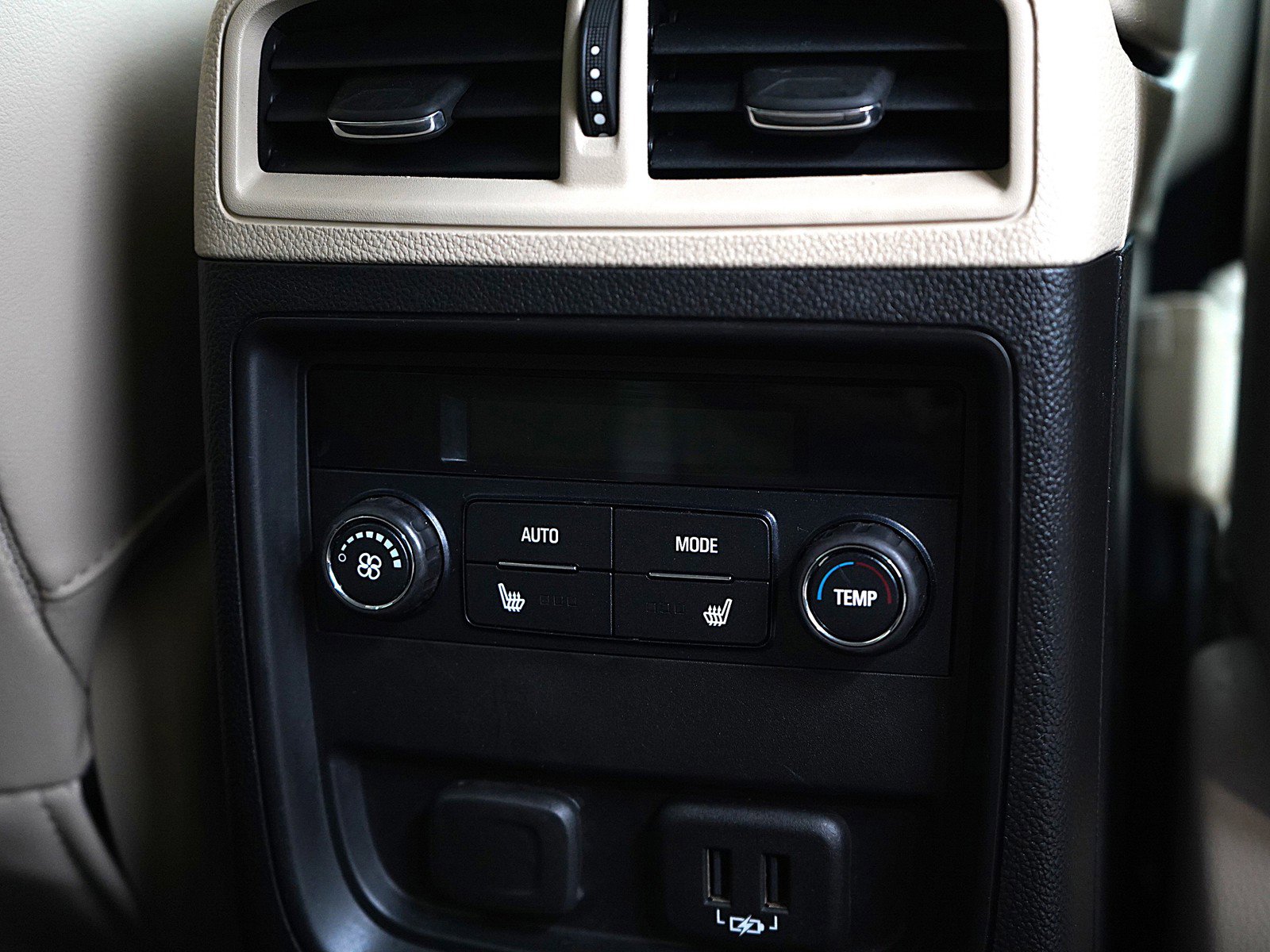 2020 Buick Envision Essence photo 14