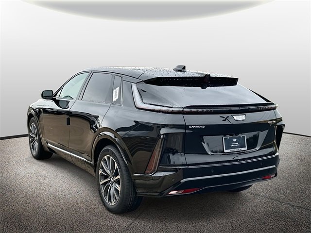 2025 Cadillac Lyriq Sport photo 4