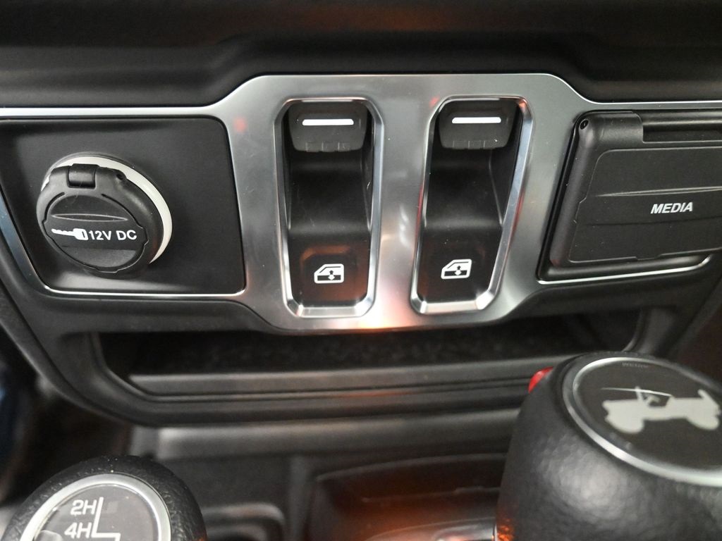 2024 Jeep Wrangler Sport S photo 15