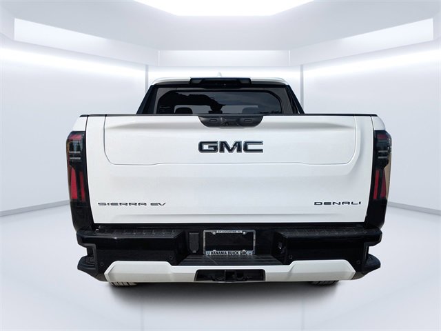 2025 Gmc Sierra EV Denali photo 4