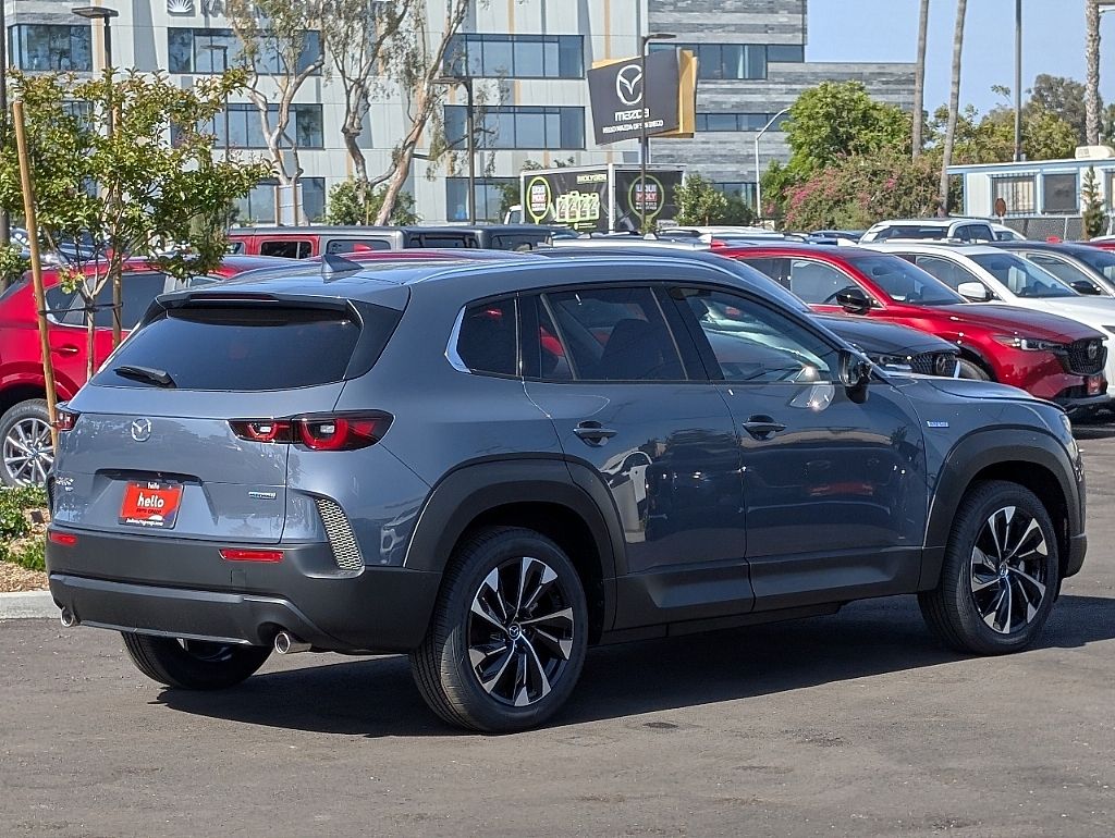 2025 Mazda CX-50 Premium Plus photo 8