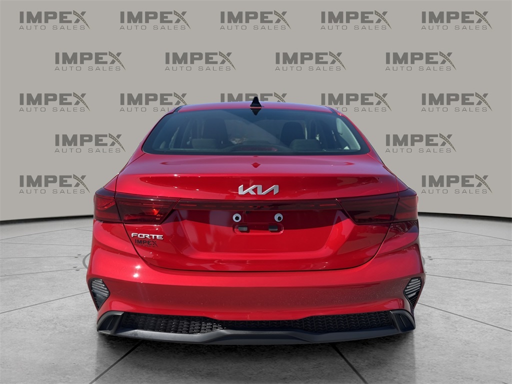 2024 Kia Forte LXS photo 4