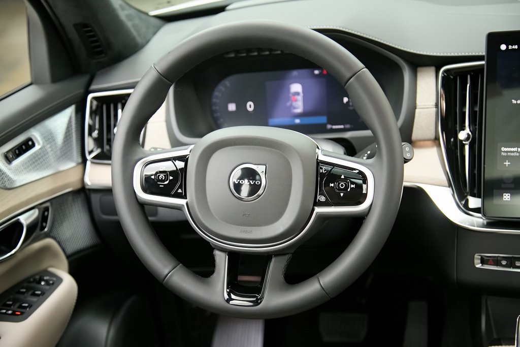 2026 VOLVO XC90 - Image 25