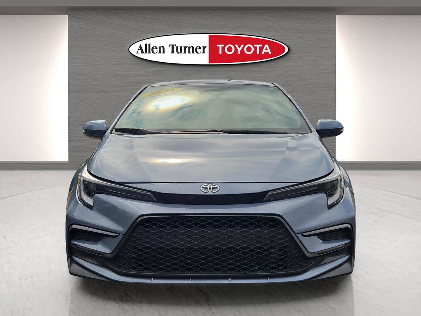 2023 Toyota Corolla SE photo 4