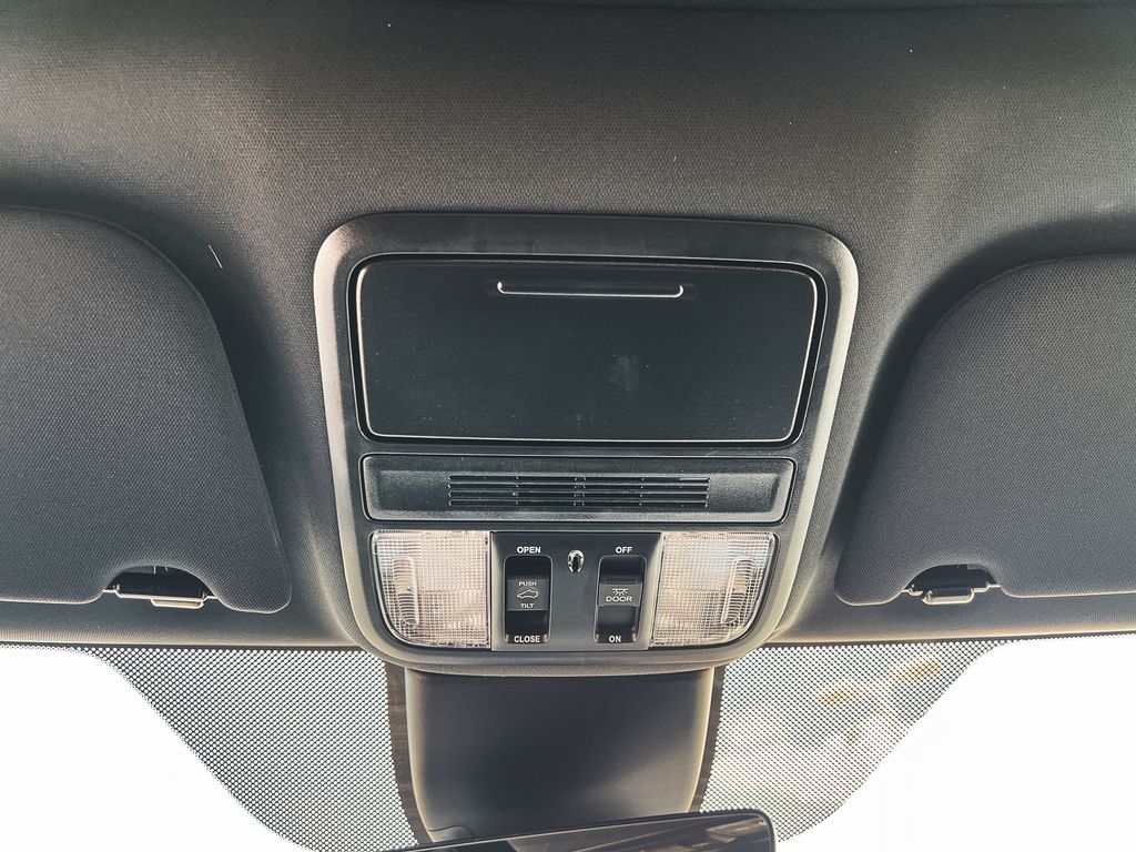 2026 Honda Odyssey photo 25
