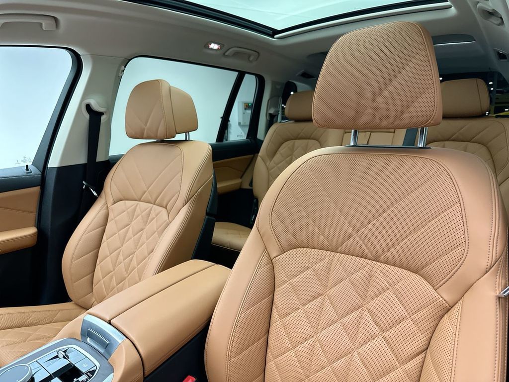 2024 Bmw X7 xDrive40i photo 9