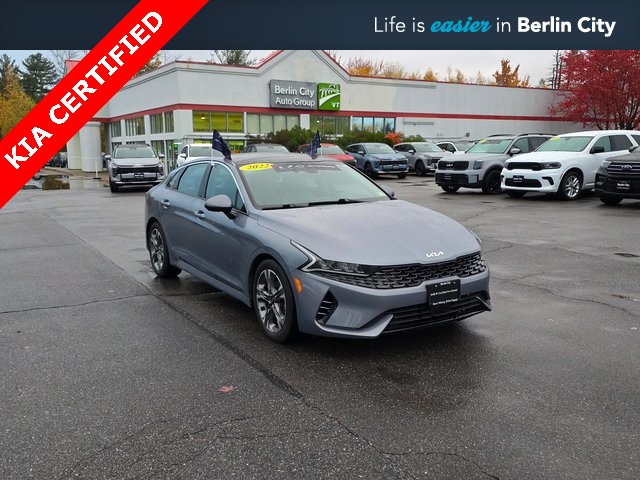 2022 Kia K5 EX's photo