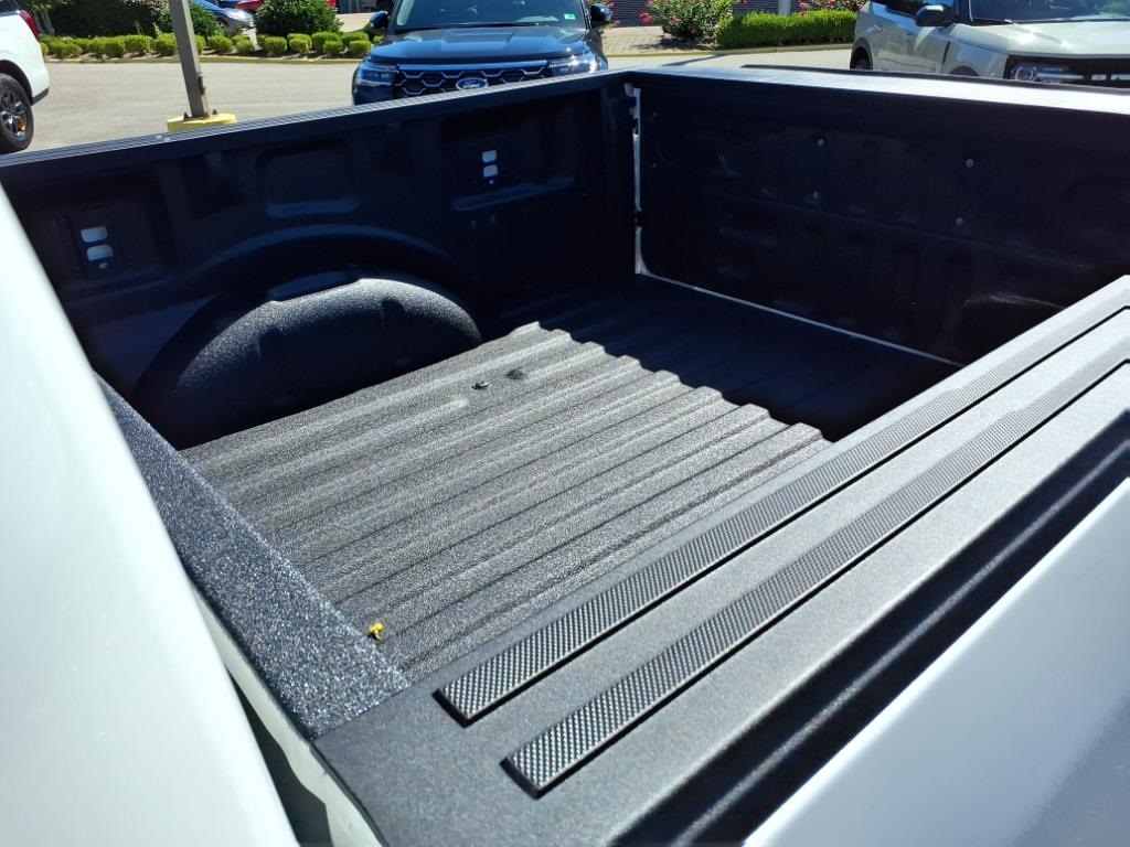 2025 Ford F-150 Lariat photo 12
