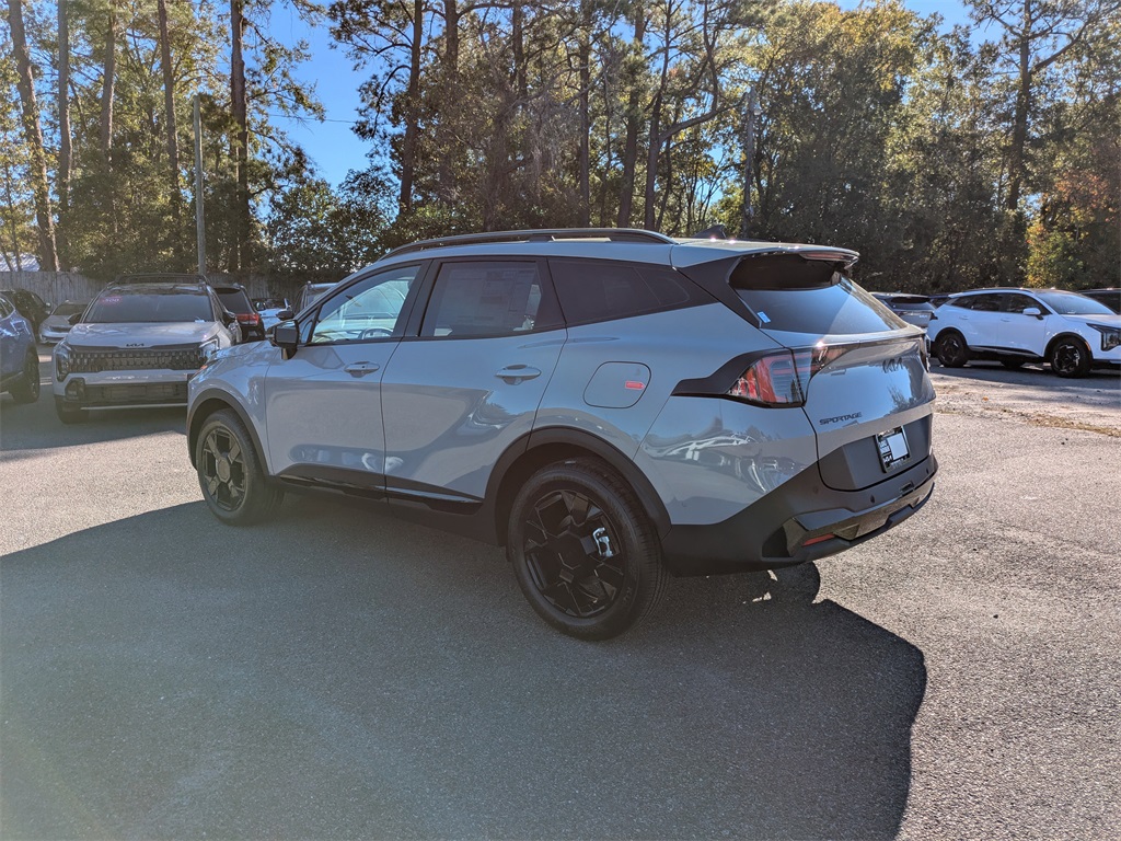 2026 Kia Sportage X-Line photo 3