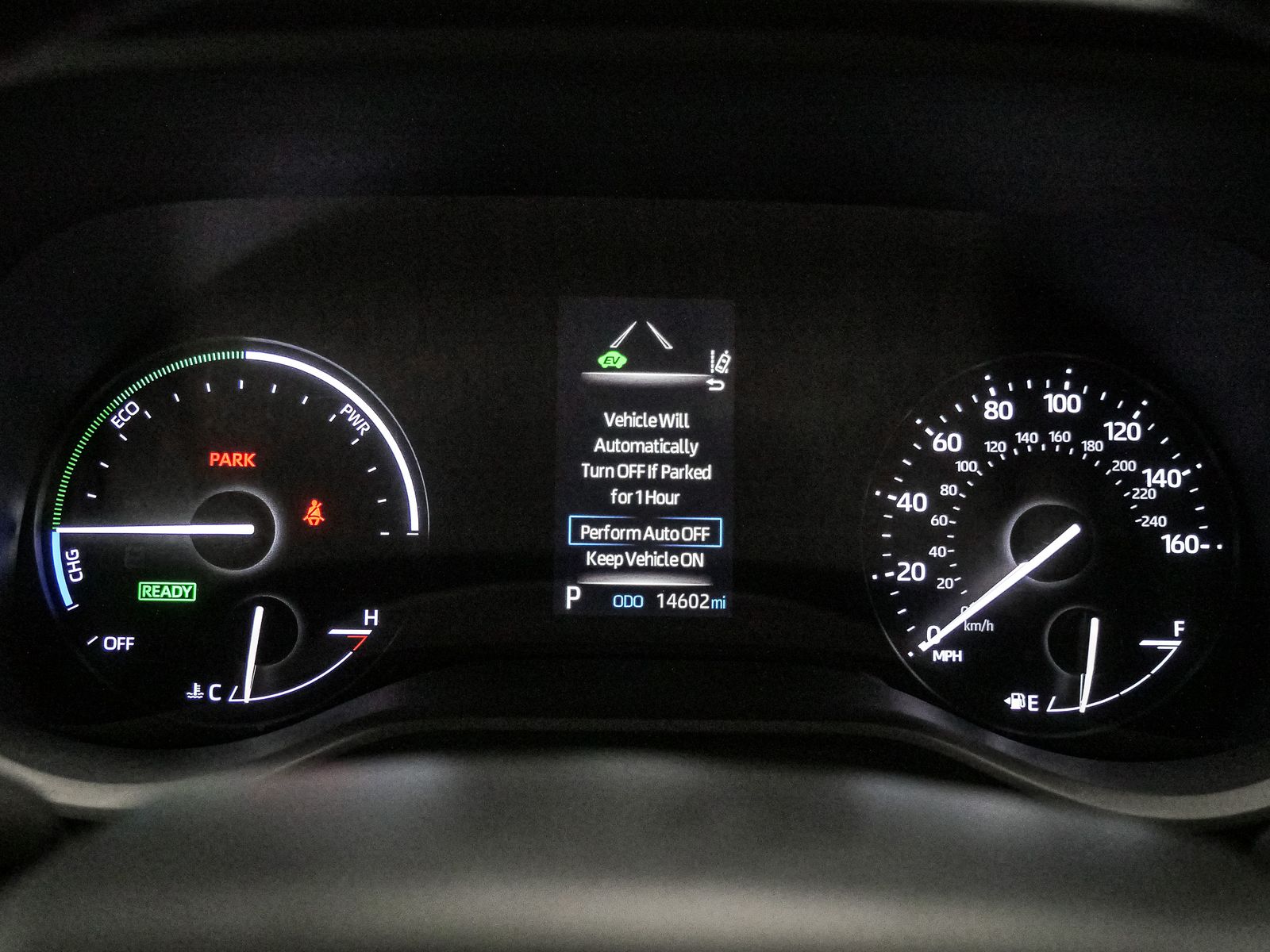 2024 Toyota Sienna XLE photo 40