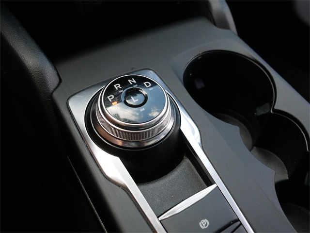 2020 Ford Escape SEL photo 29