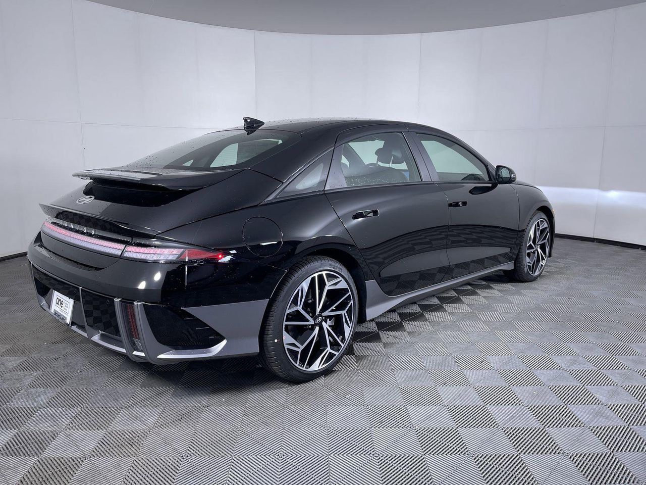 2025 Hyundai Ioniq 6 SEL photo 5