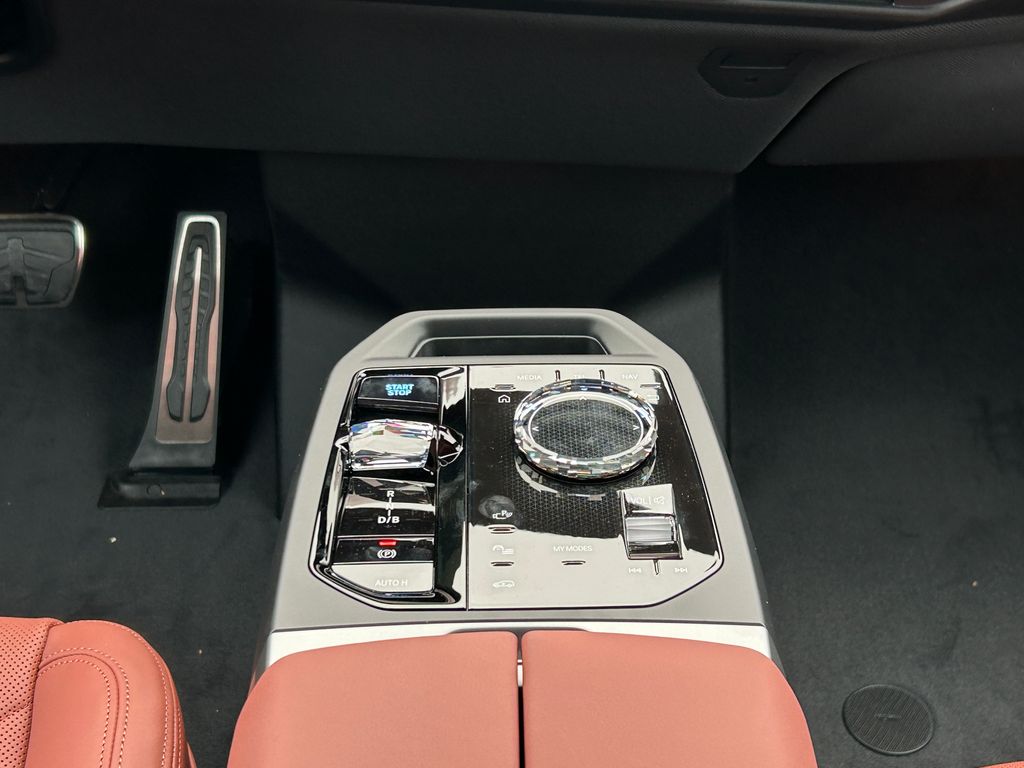 2026 Bmw iX photo 23