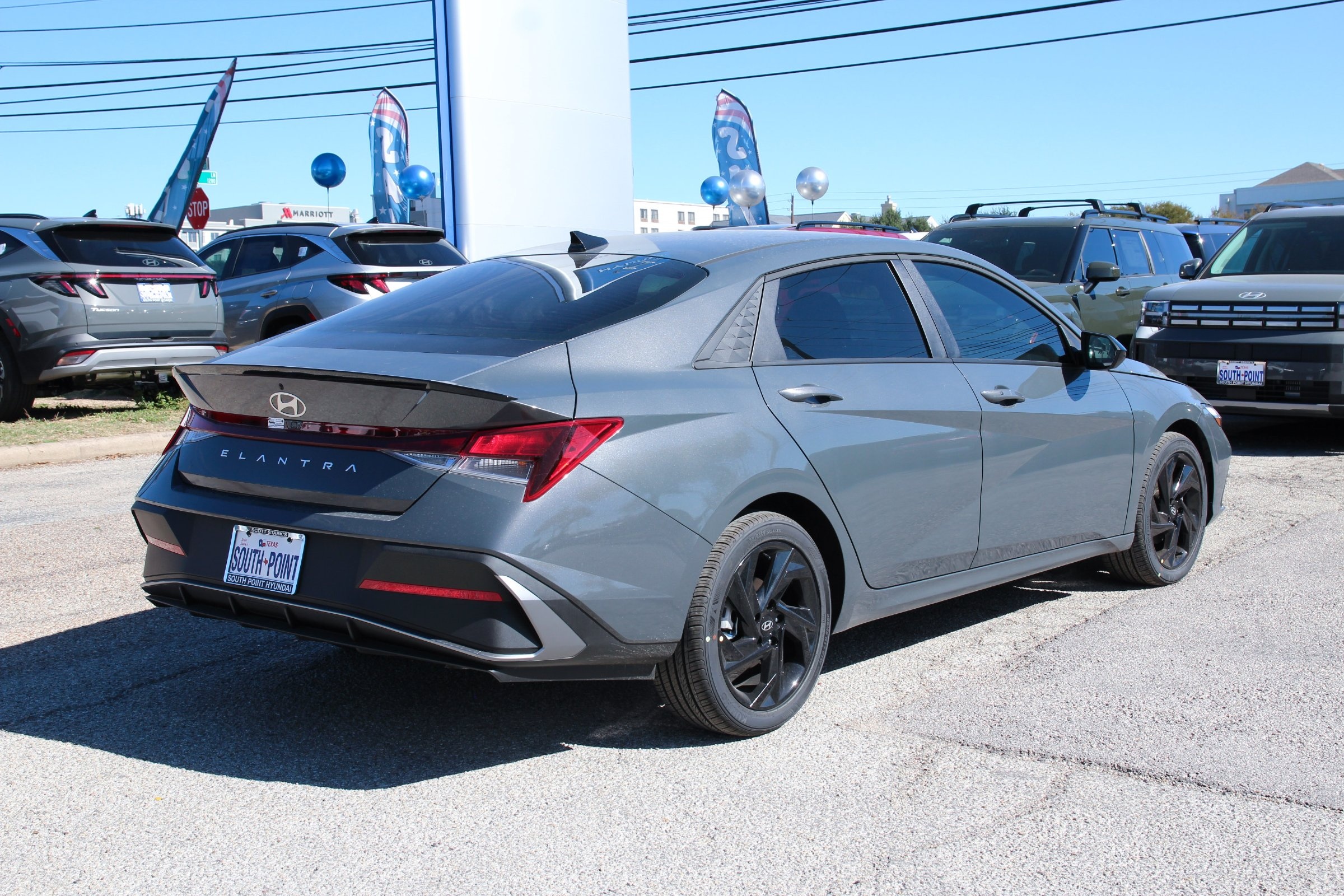 2026 Hyundai Elantra SEL Sport photo 4