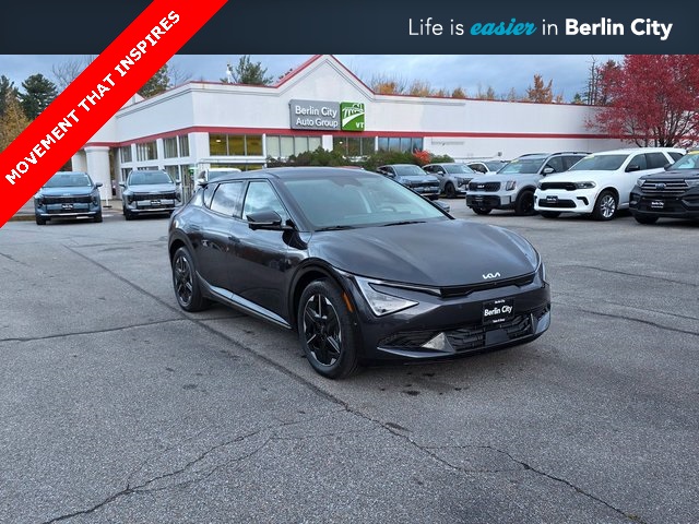 2025 Kia EV6 Wind's photo