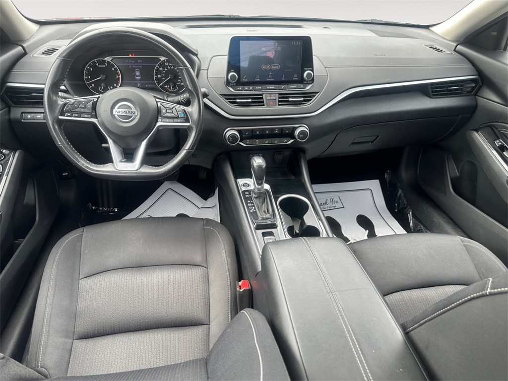2022 Nissan Altima 2.5 SV photo 10