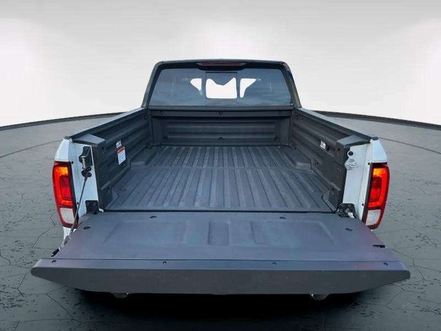 2025 Honda Ridgeline Black Edition photo 33