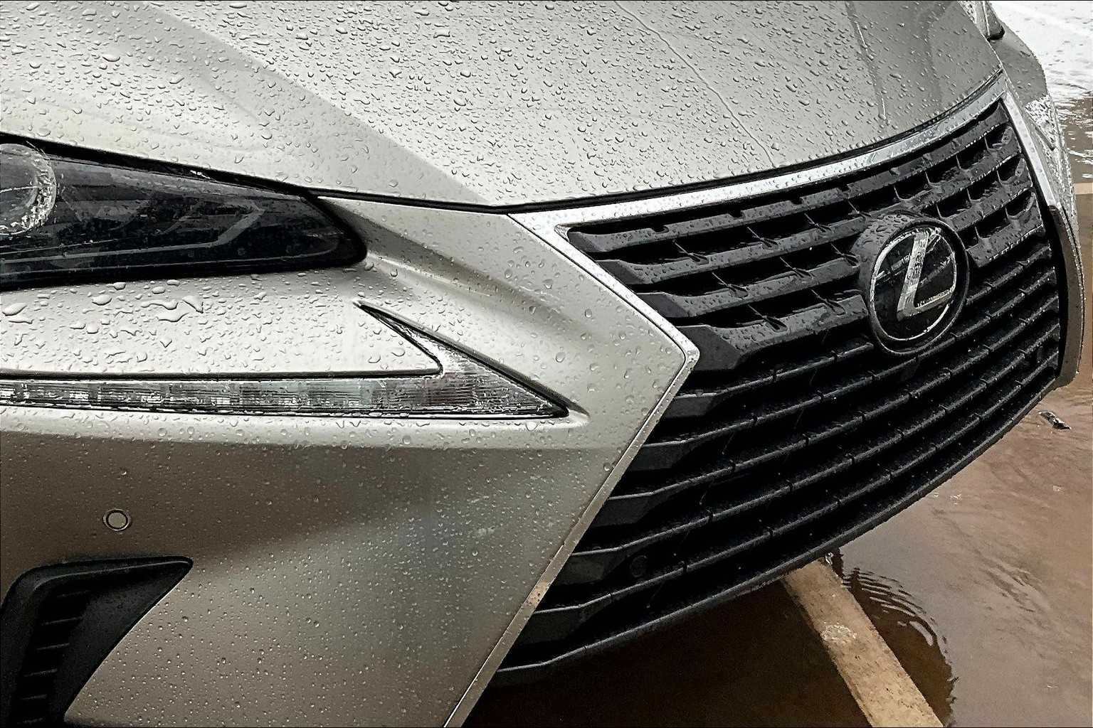 2021 Lexus NX photo 24