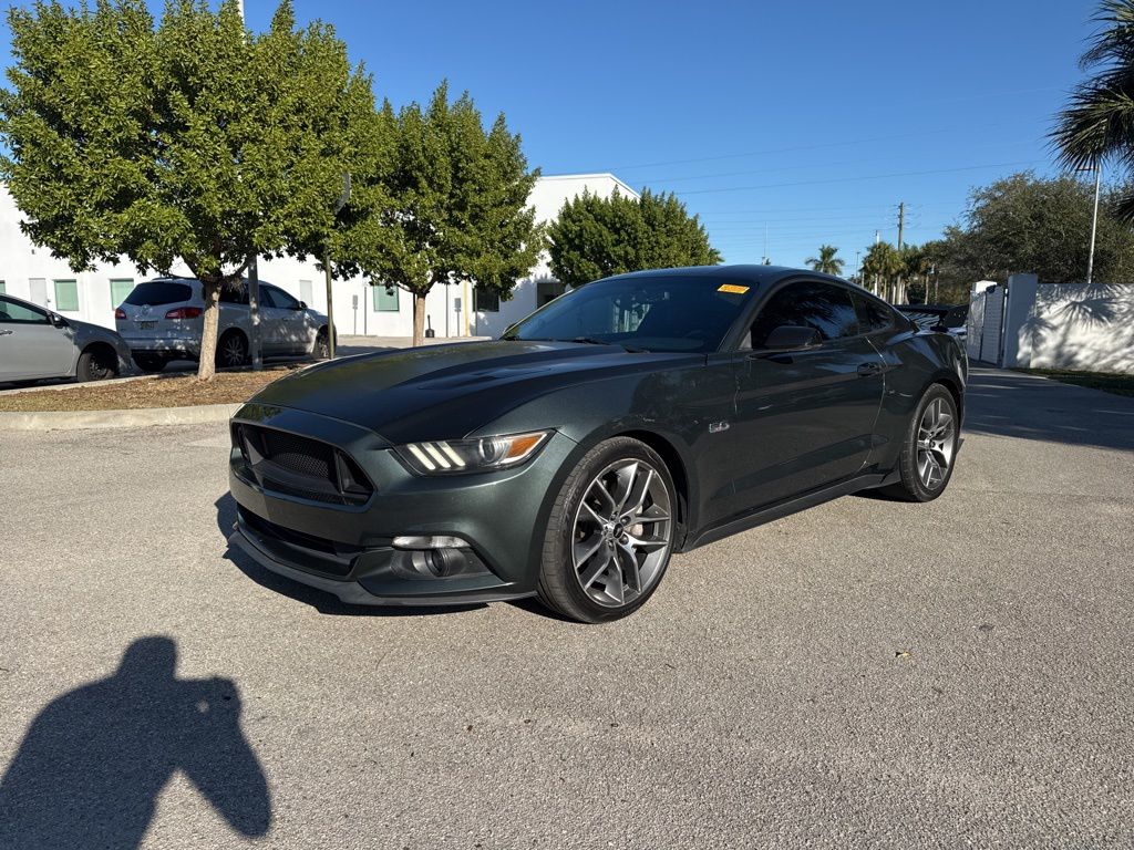 2016 Ford Mustang GT Premium's photo