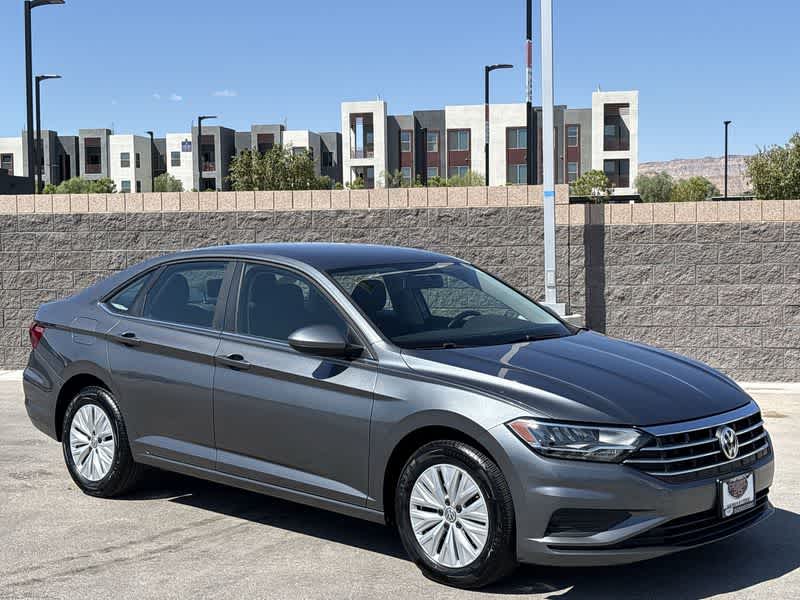 2019 Volkswagen Jetta S photo 2