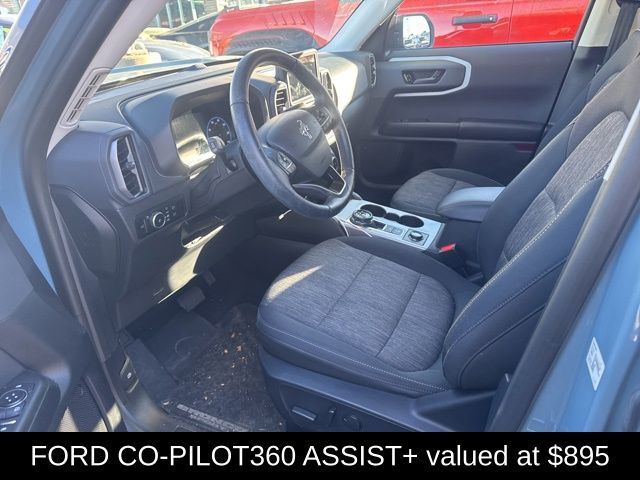 2023 Toyota RAV4 LE photo 4